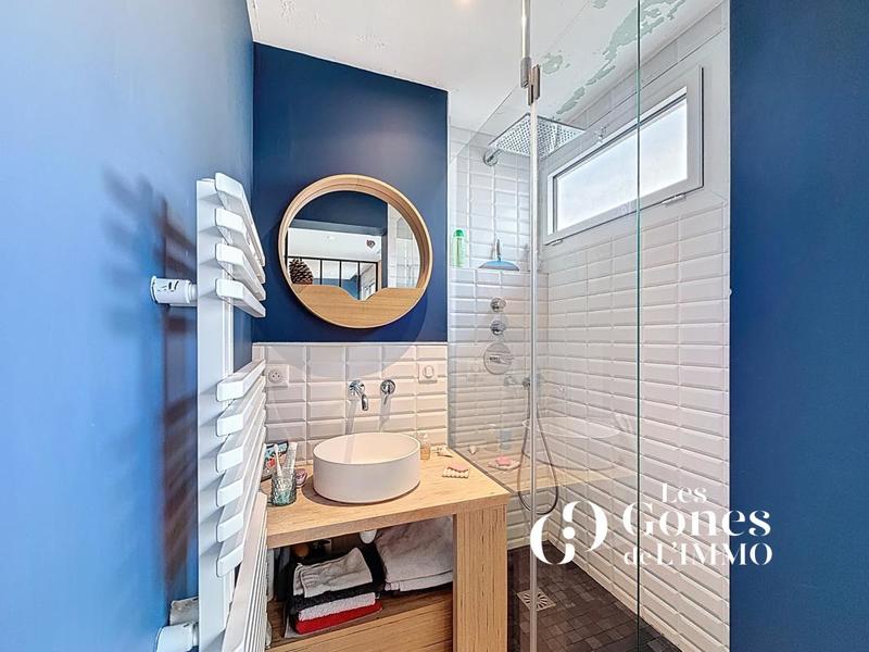 Appartement - 77 m² - 3 pièces