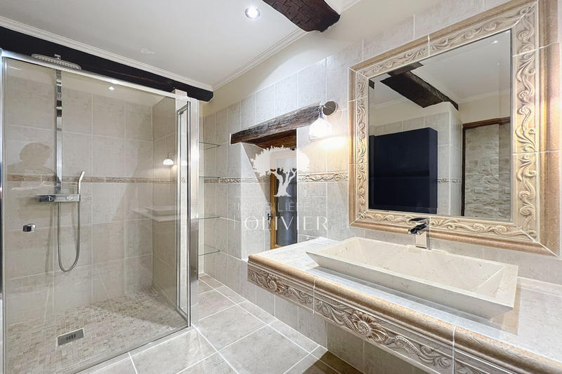 Maison - 173 m² - 5 pièces