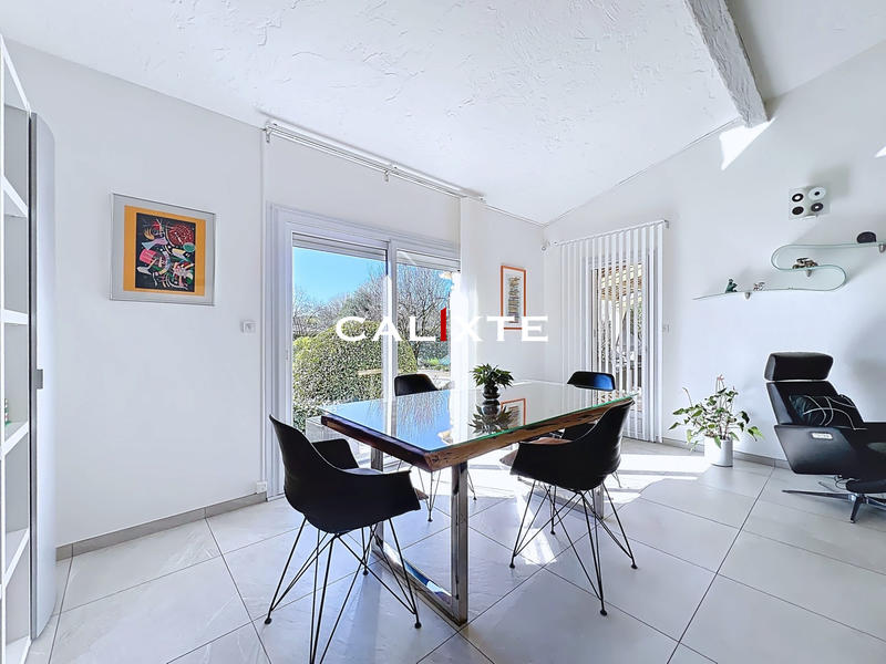 Maison - 98 m² - 4 pièces