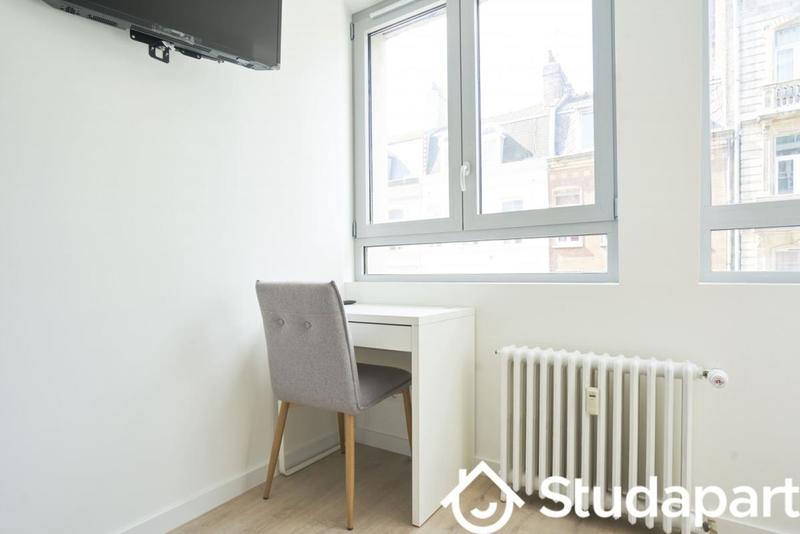 Chambre - 11 m² - 1 pièce