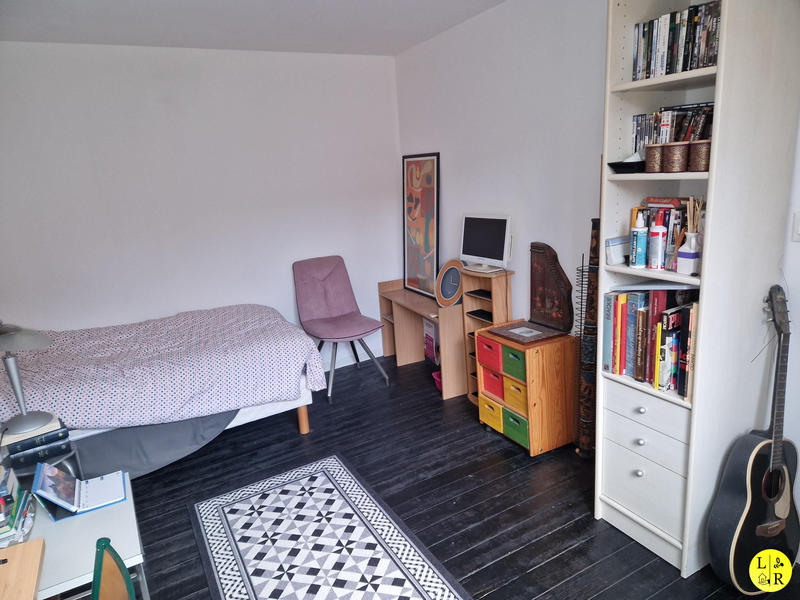 Maison - 140 m² - 5 pièces