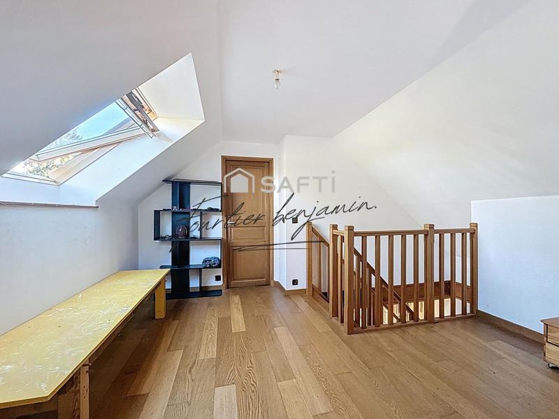 Maison - 123 m² - 7 pièces