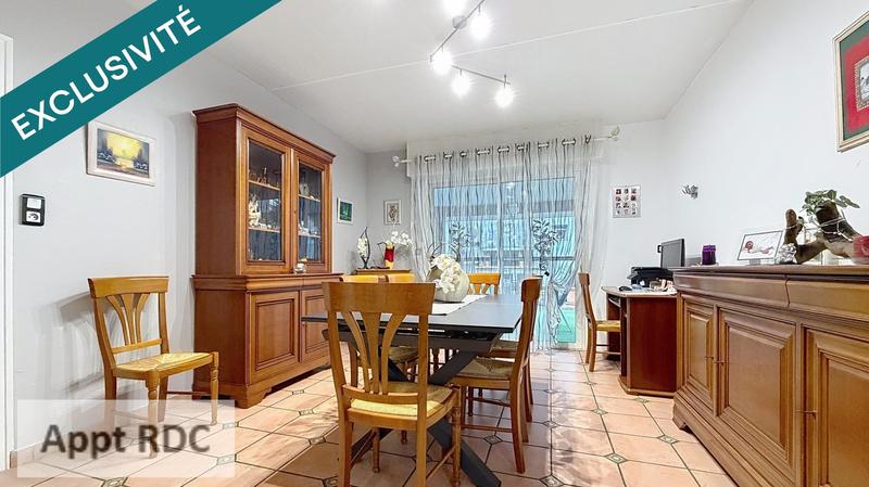 Propriété - 200 m² - 9 pièces