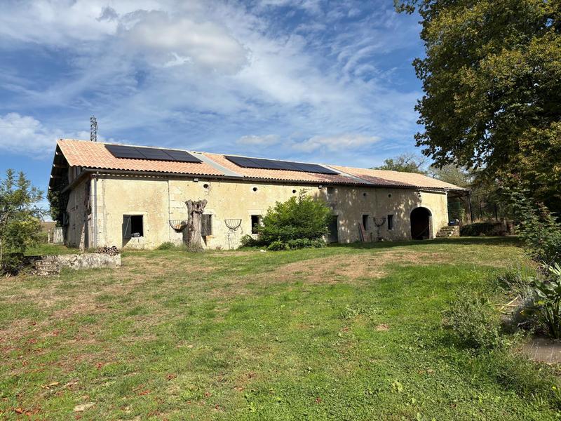 Château - 451 m² - 14 pièces