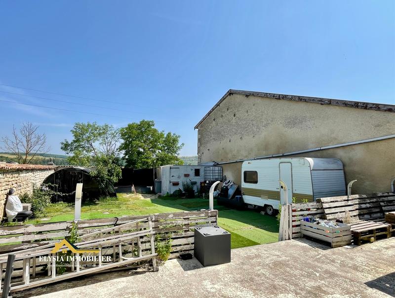 Maison - 259 m² - 9 pièces