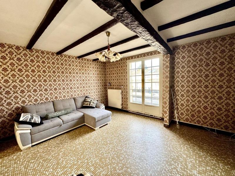 Maison - 96 m² - 4 pièces