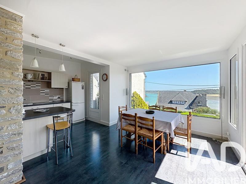 Maison - 178 m² - 10 pièces