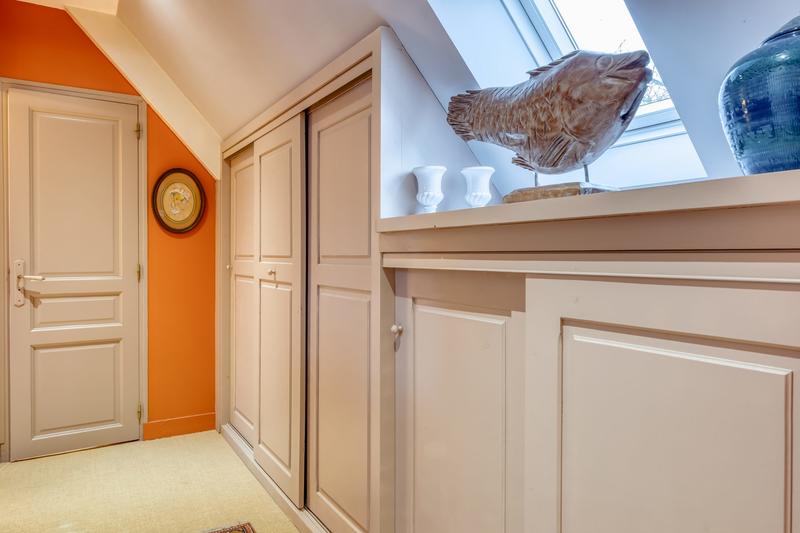 Maison - 200 m² - 7 pièces