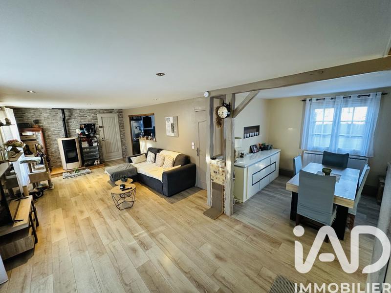 Maison - 93 m² - 4 pièces