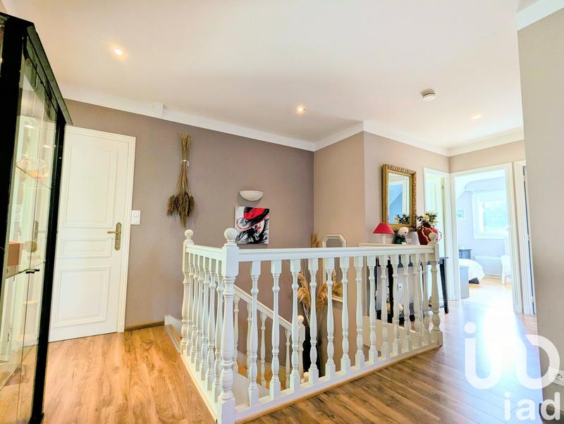 Maison - 174 m² - 8 pièces