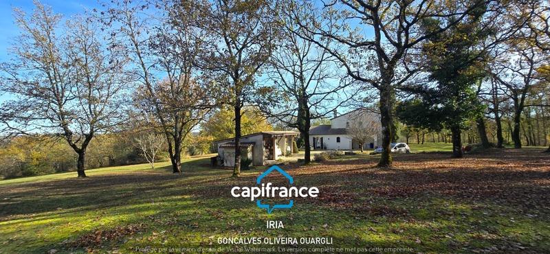 Propriété - 190 m² - 6 pièces