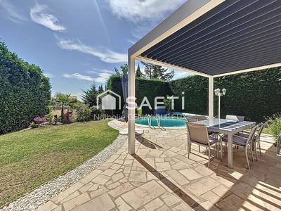 Maison - 103 m² - 5 pièces