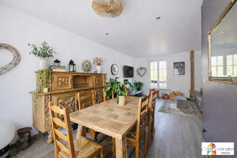 Maison - 121 m² - 5 pièces