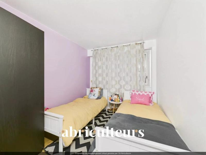 Appartement - 80 m² - 4 pièces