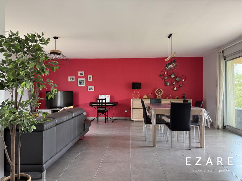 Maison traditionnelle - 165 m² - 6 pièces