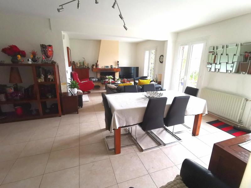 Maison - 135 m² - 7 pièces