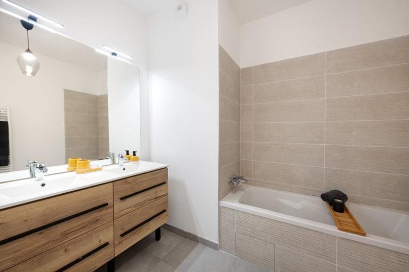 Appartement - 105 m² - 5 pièces