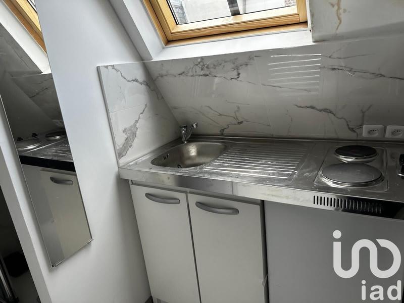 Studio - 6 m² - 1 pièce