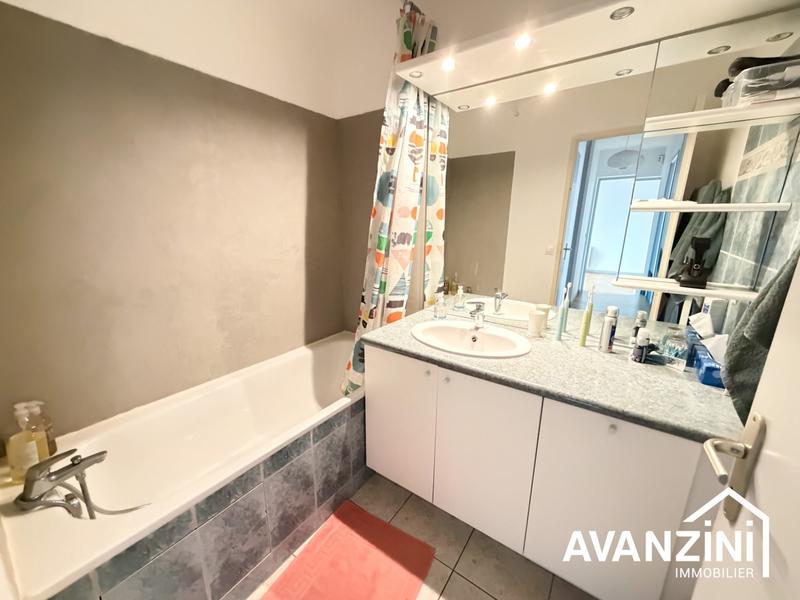 Maison - 101 m² - 5 pièces