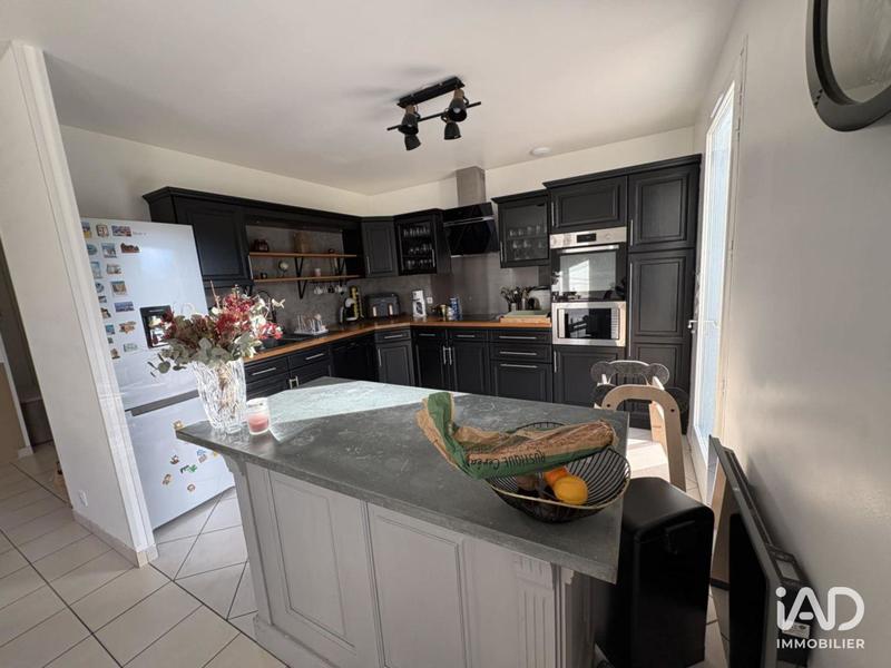 Maison - 103 m² - 5 pièces