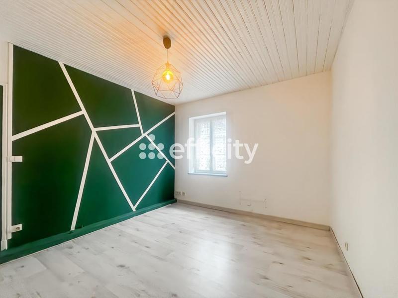 Maison de bourg - 72 m² - 5 pièces