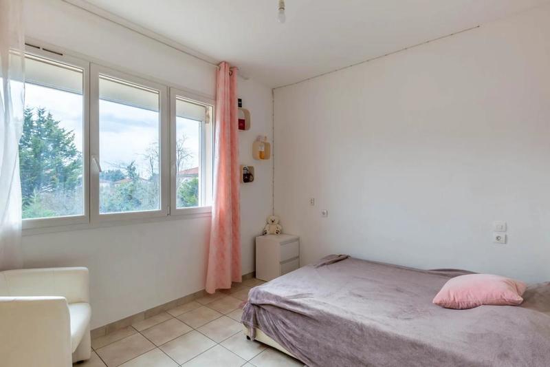 Maison - 182 m² - 7 pièces