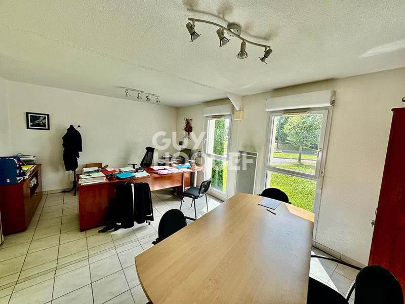 Local commercial - 155 m²