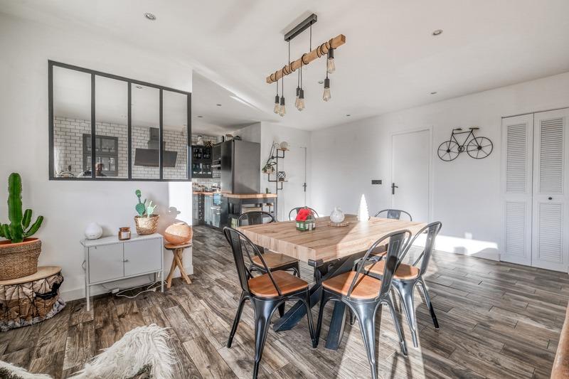 Maison - 85 m² - 4 pièces