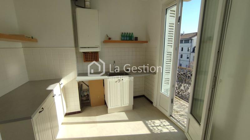 Appartement - 57 m² - 3 pièces