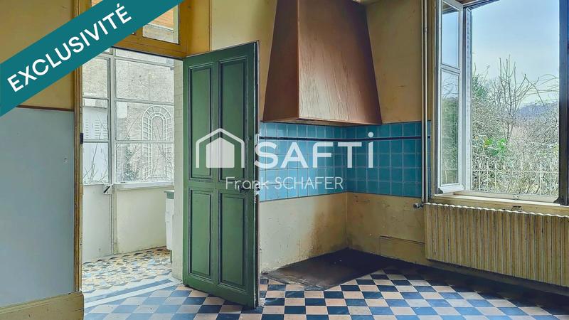 Maison - 208 m² - 7 pièces