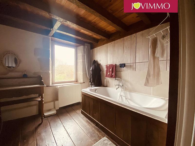 Maison - 200 m² - 10 pièces