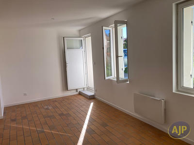 Maison - 65 m² - 3 pièces