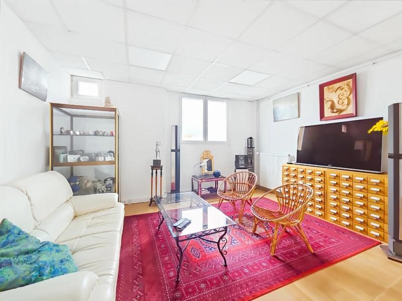 Maison - 185 m² - 6 pièces