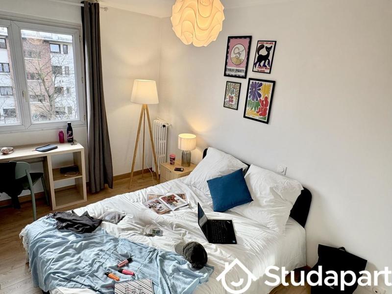 Chambre - 9 m² - 1 pièce