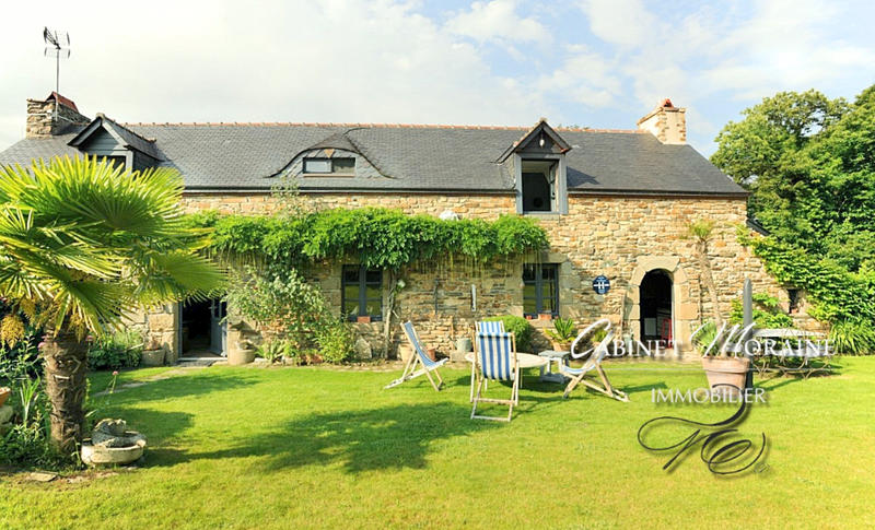 Demeure - 136 m² - 6 pièces