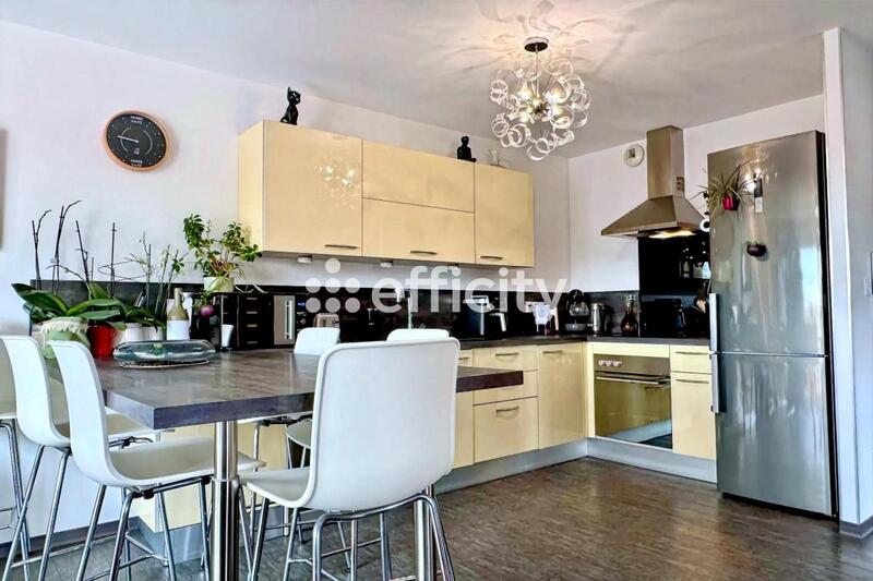 Appartement - 76 m² - 3 pièces