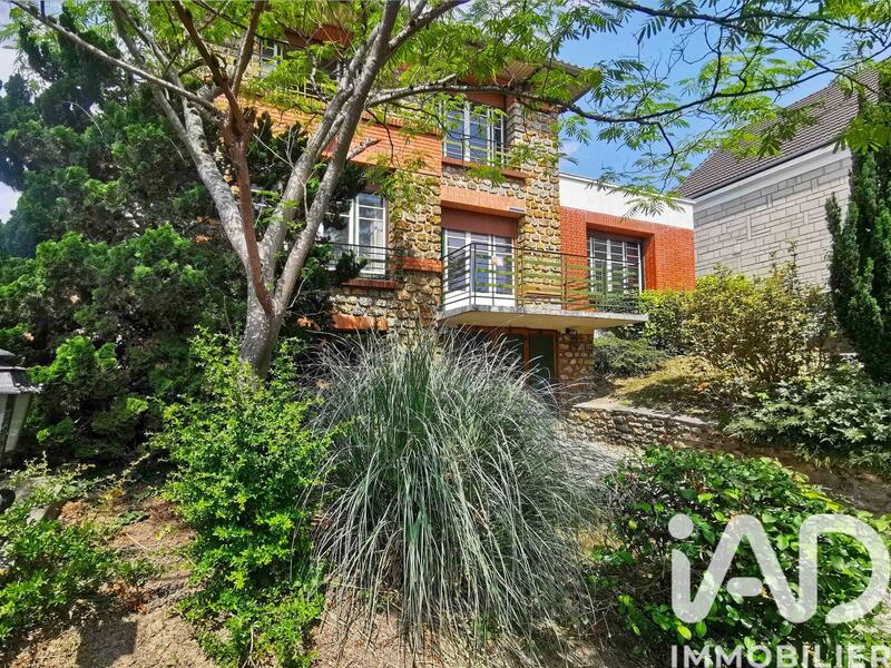 Maison - 140 m² - 7 pièces