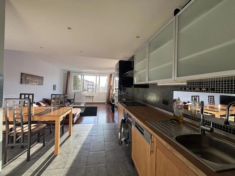 Appartement - 69 m² - 3 pièces