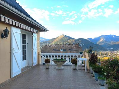 Maison traditionnelle - 135 m² - 7 pièces