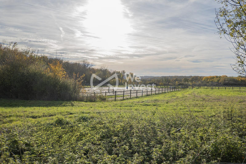 Maison traditionnelle - 220 m² - 9 pièces