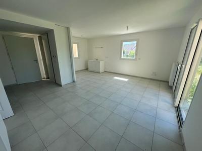 Maison - 94 m² - 5 pièces