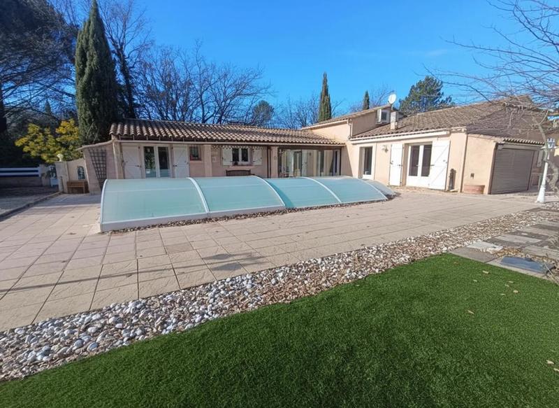 Maison - 161 m² - 7 pièces