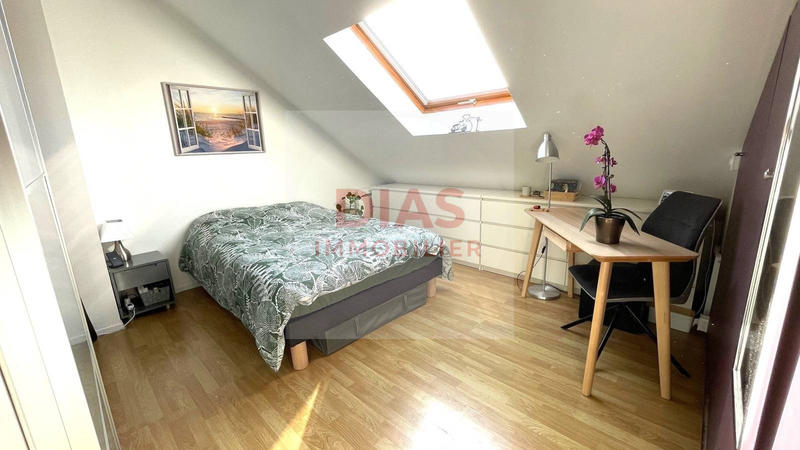 Maison - 87 m² - 6 pièces