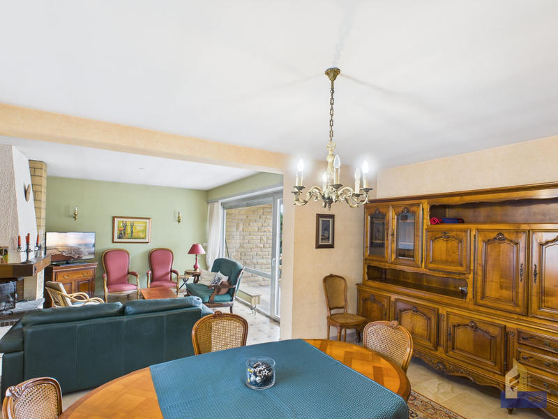 Maison traditionnelle - 123 m² - 5 pièces