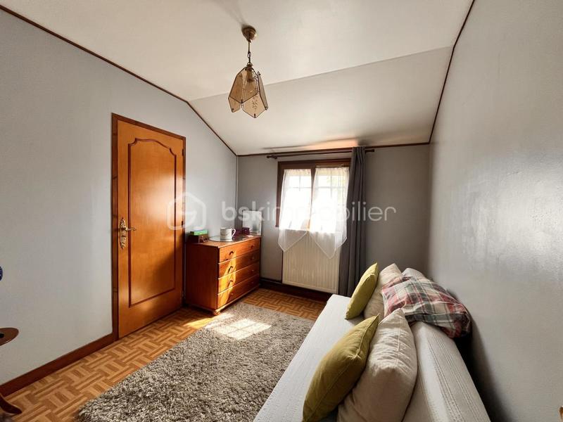 Pavillon - 150 m² - 6 pièces