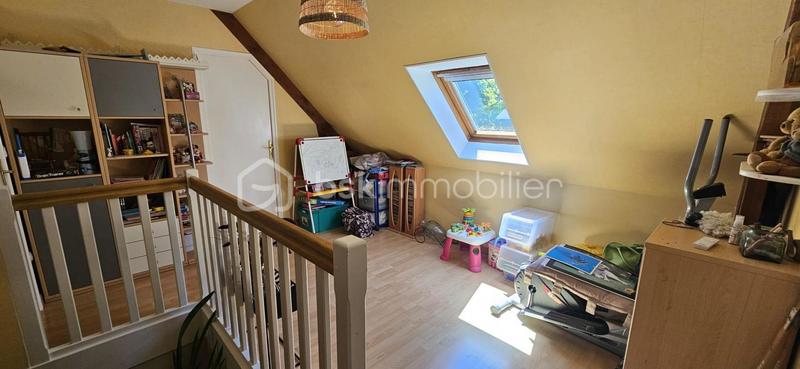 Maison traditionnelle - 159 m² - 6 pièces