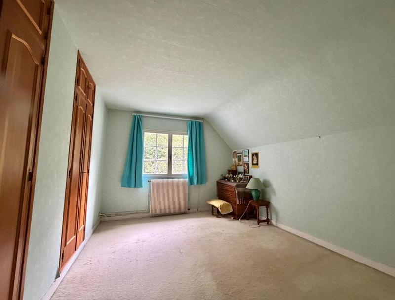 Maison - 235 m² - 6 pièces