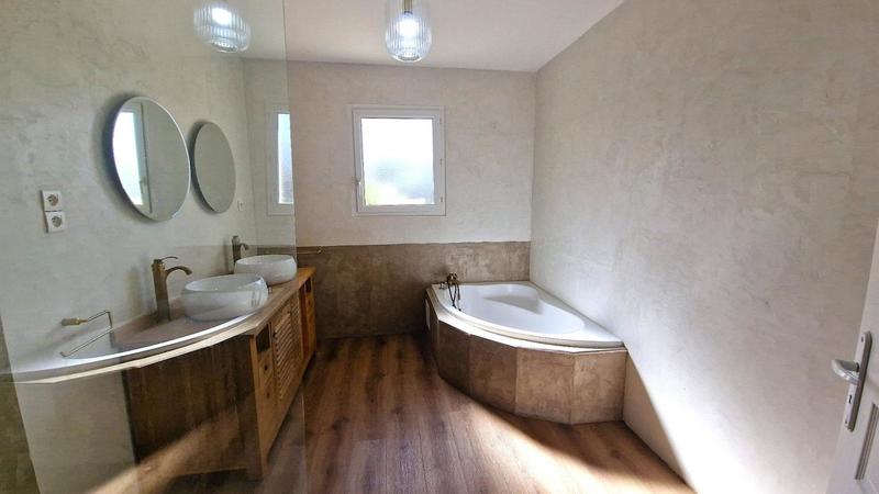 Maison - 115 m² - 7 pièces