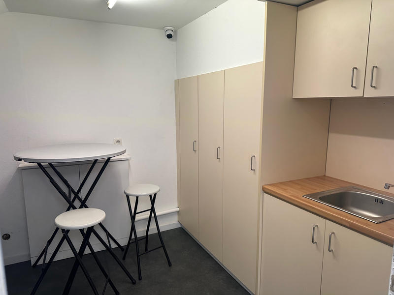 Fonds de commerce - Magasins - 51 m²