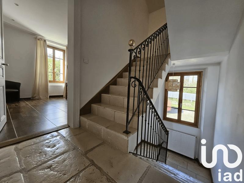 Maison - 198 m² - 6 pièces